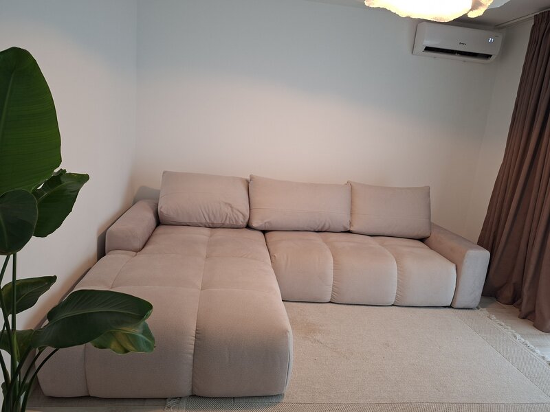 Vand coltar living,